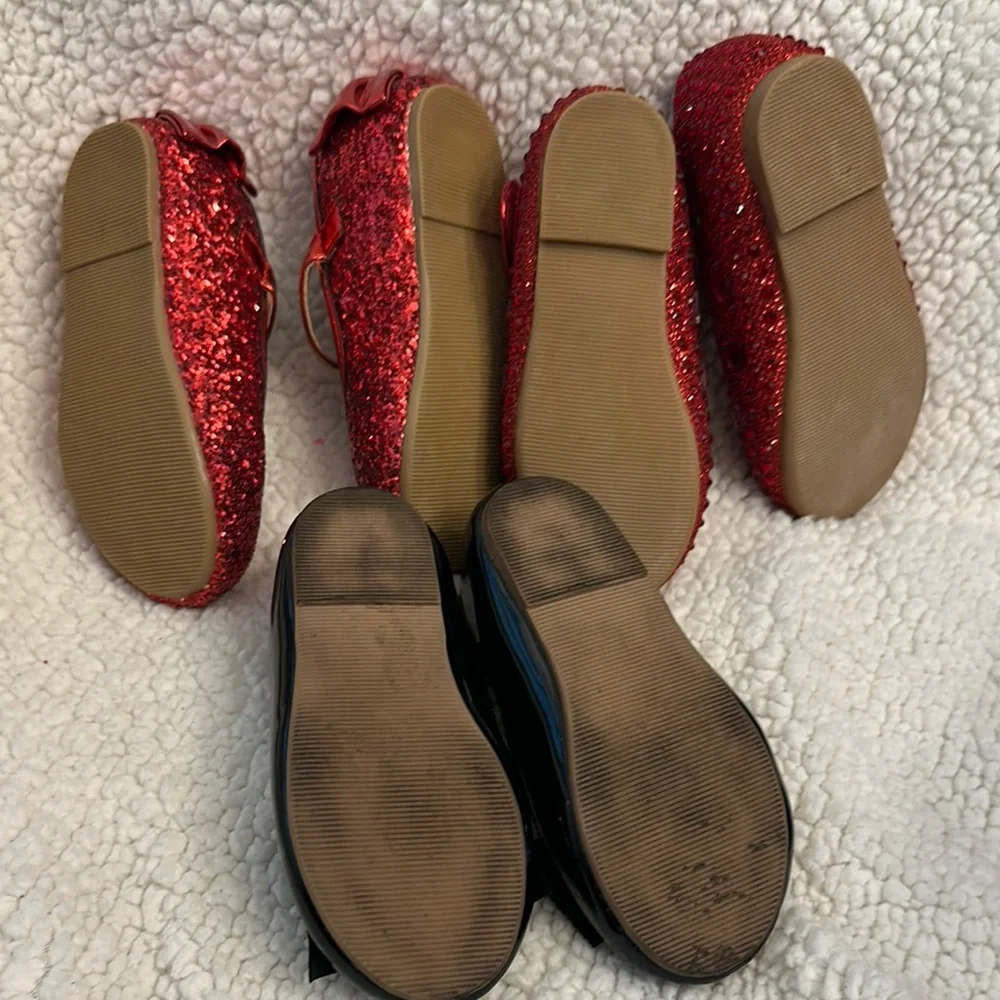Elegant Red and Black Mary Jane Dress Shoes
